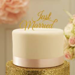 TOPPERS PARA BOLOS JUST MARRIED DOURADO