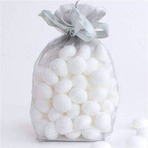 Sacos de organza branco com bolinhas