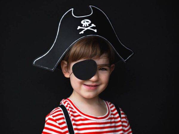 Chapéu e tapa-olho de pirata, 14 cm