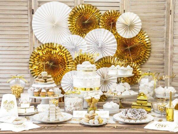 Rosetas decorativas, ouro