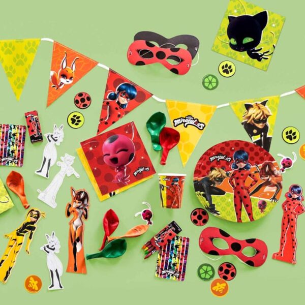 Grinalda de Bandeiras em papel para festas de aniversário do tema " Miraculous Ladybug " - Image 3